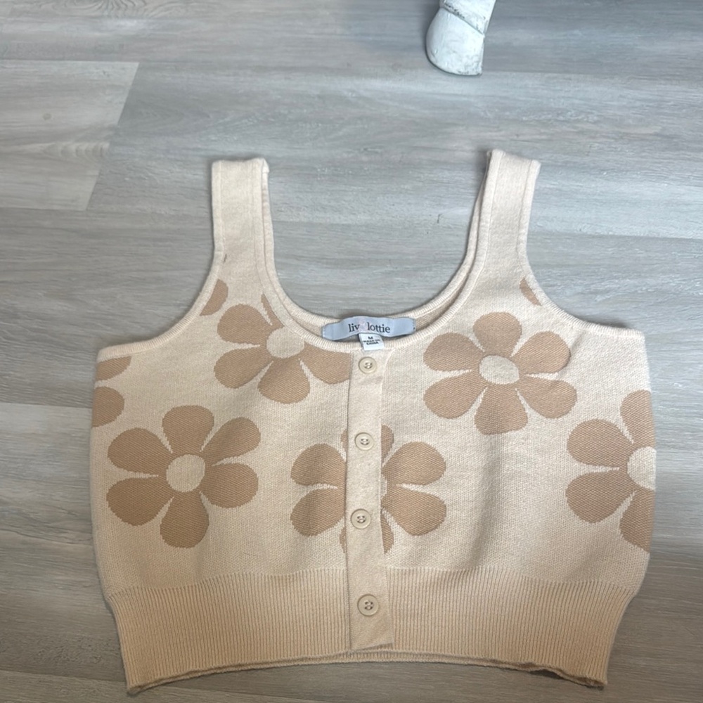Liv & Lottie sweater tank size medium